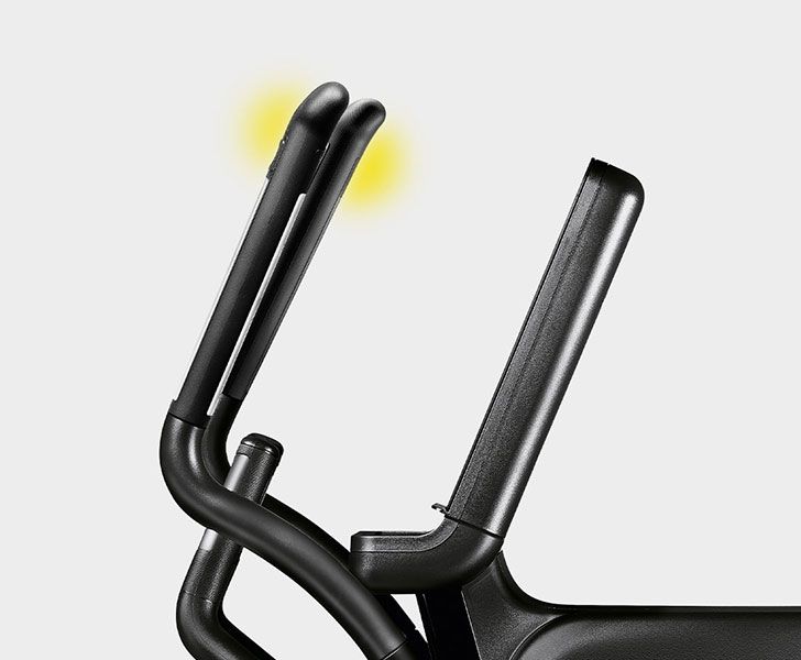 Эллиптический тренажер TechnoGym Artis Vario
